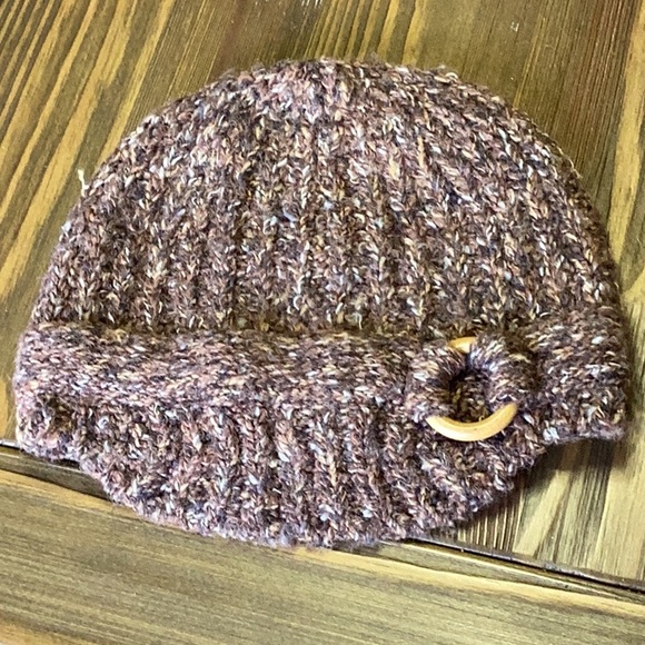 FINAL SALE PRICE Set of 2 Infinity Scarves and Hat - Picture 2 of 8